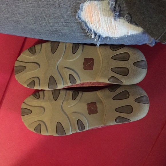 Shoes - Picture 2 of 2